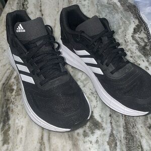 Adidas Light motion 7